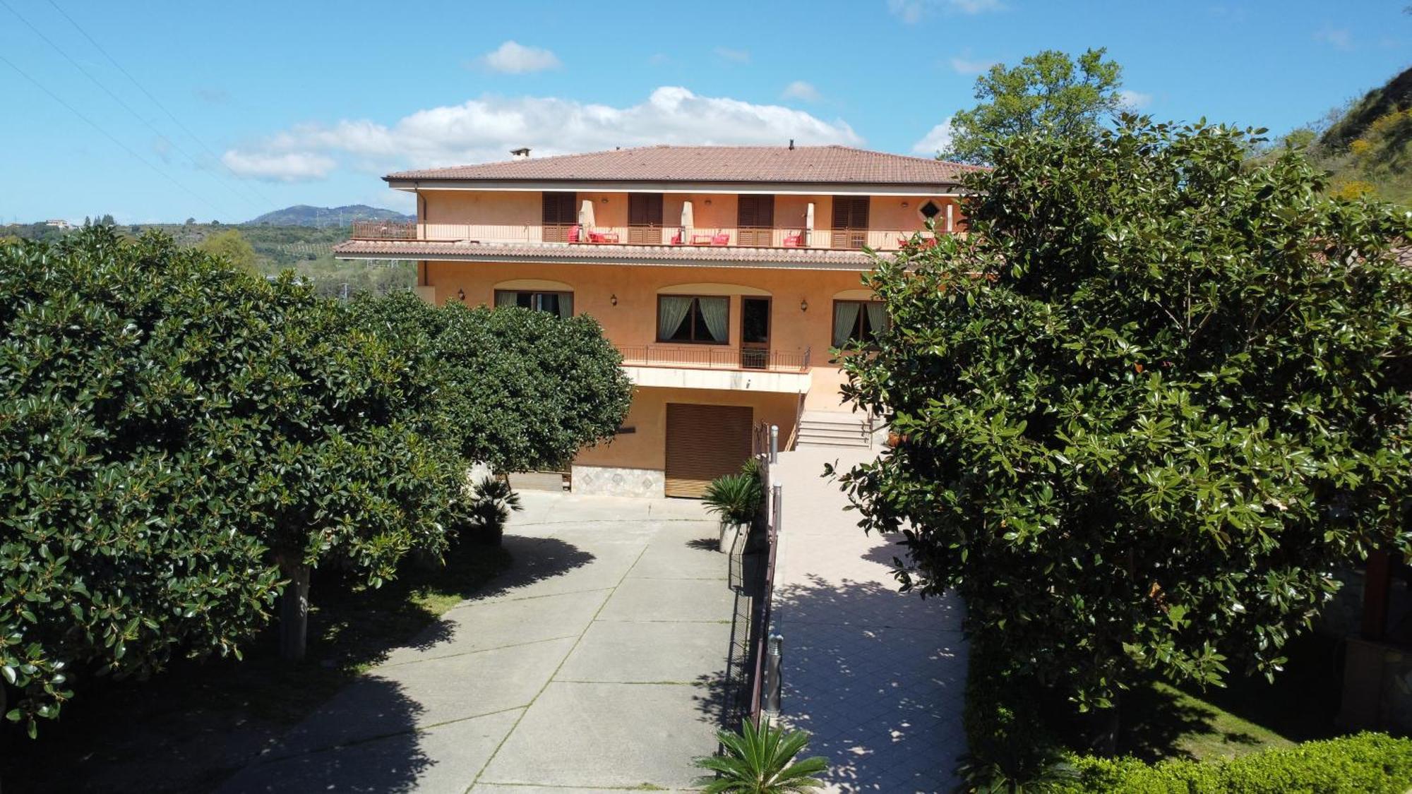 La Nuova Locanda Orsomarso ภายนอก รูปภาพ